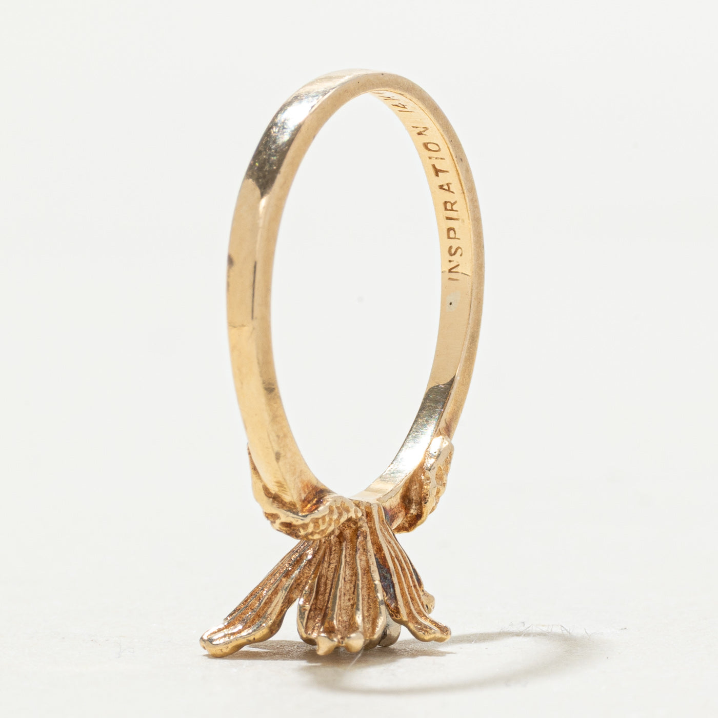 Vintage Canadian 14k Diamond Textured Flower Ring | SZ 6