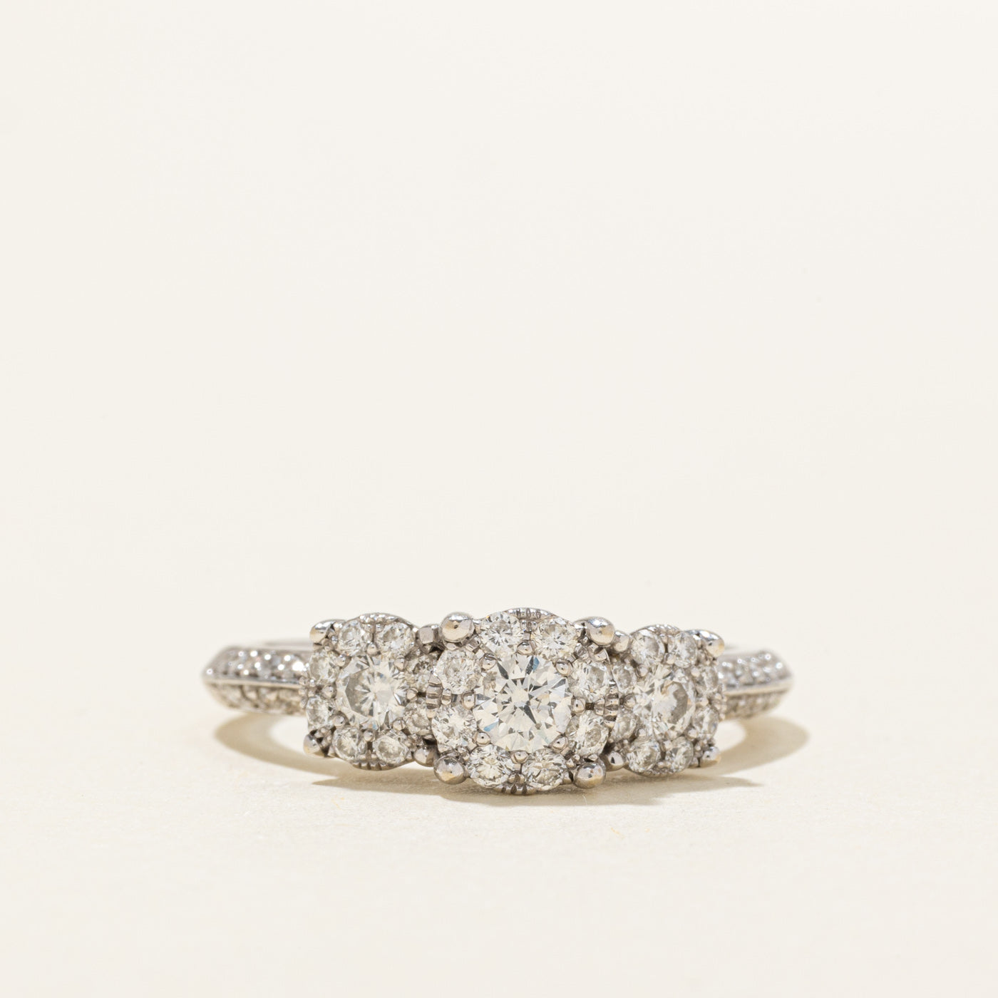 Bague triple halo en or 14 carats sertie de diamants | 0,57 ct au total | Taille 6,75