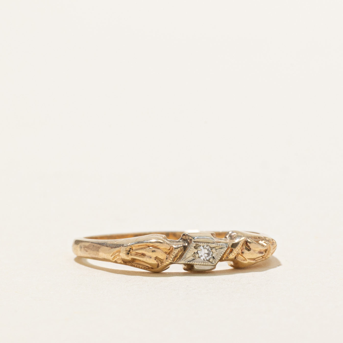 14K Diamond Grooved Textured Ring | SZ 6.25