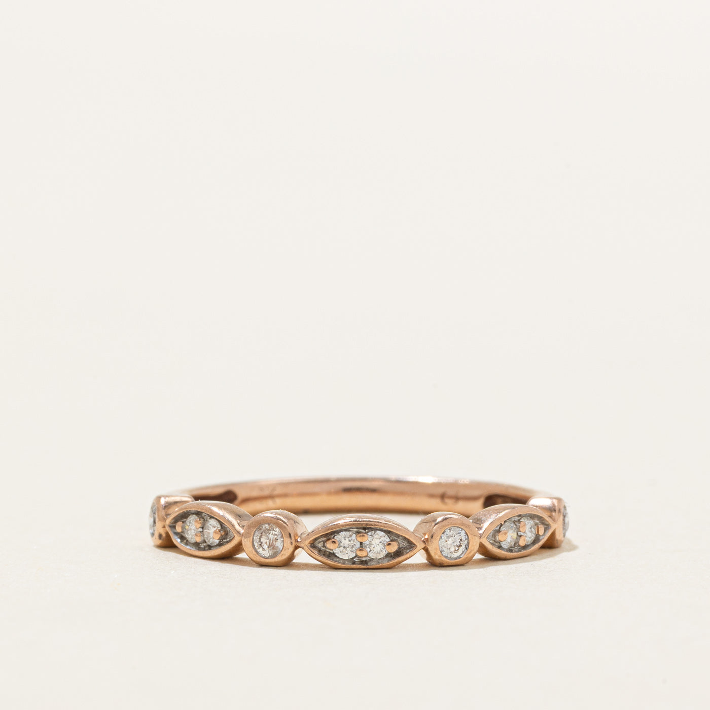 10K Semi Eternity Diamond Marquise Pattern Band | SZ 6.25