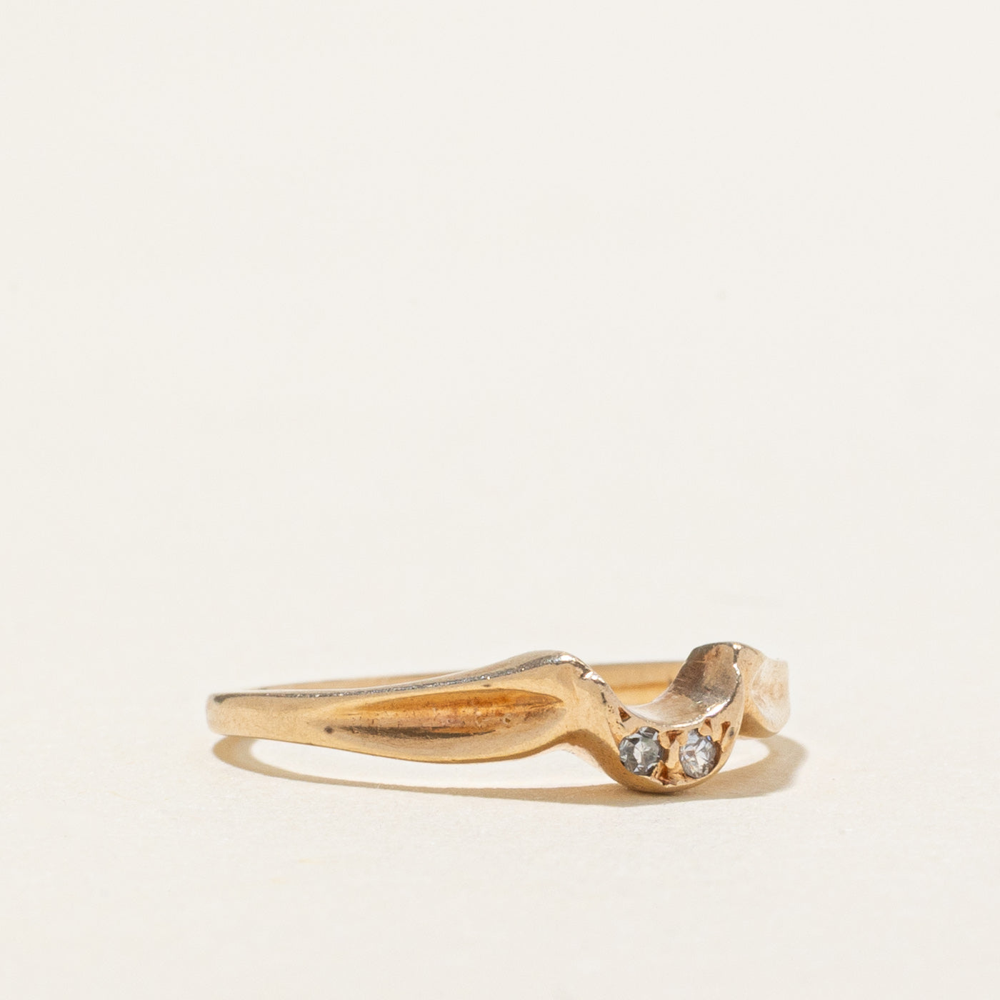 14K Yellow Gold Diamond Scalloped Contour Ring | SZ 3.75