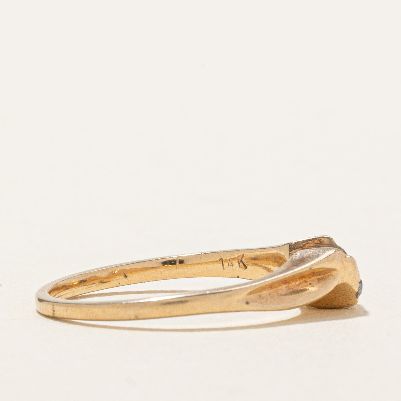 14K Yellow Gold Diamond Scalloped Contour Ring | SZ 3.75