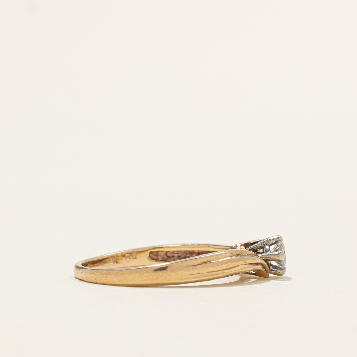 10K Solitaire Diamond Grooved Bypass Ring | 0.15ct | SZ 9.25