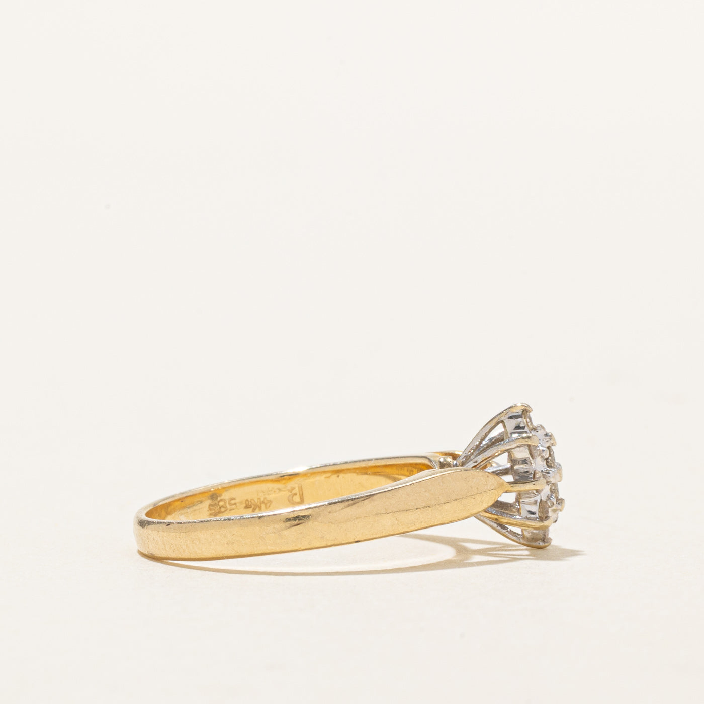 14K Diamond Petal Cluster Ring | SZ 5.0