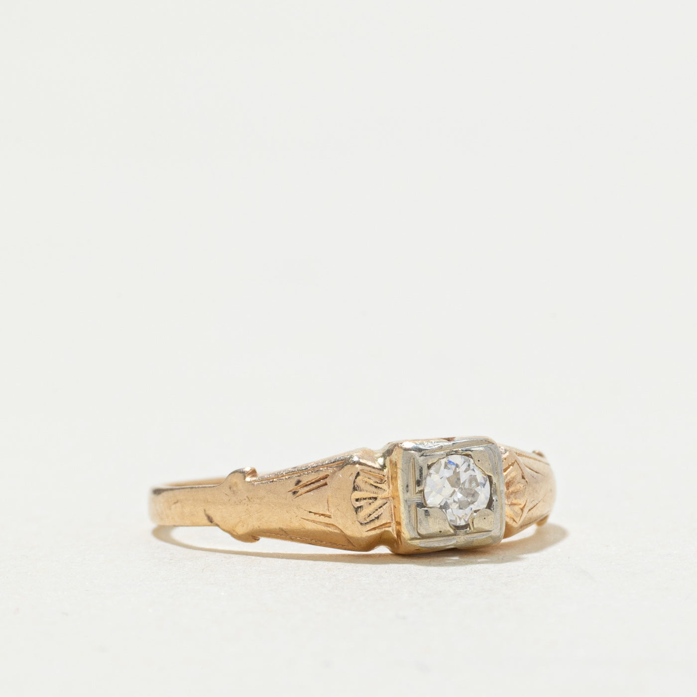 14k Transitional Cut Diamond Engraved Ring | 0.09ctw | SZ 3