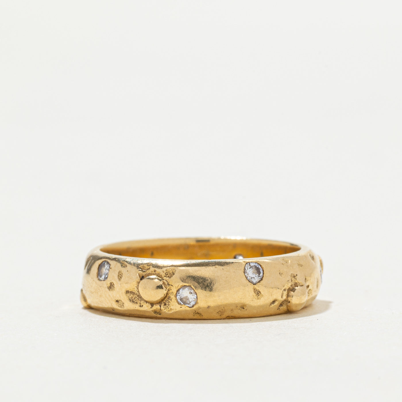18k Flush Diamond Textured Band | SZ 6.5