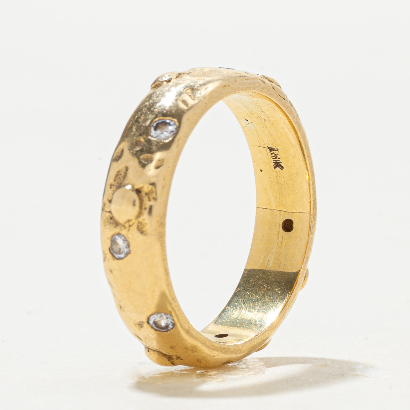 18k Flush Diamond Textured Band | SZ 6.5