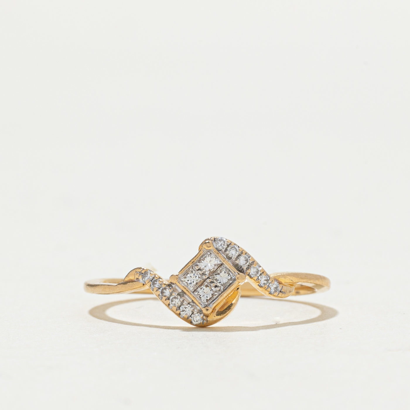18k Diamond Grid Bypass Ring | SZ 6