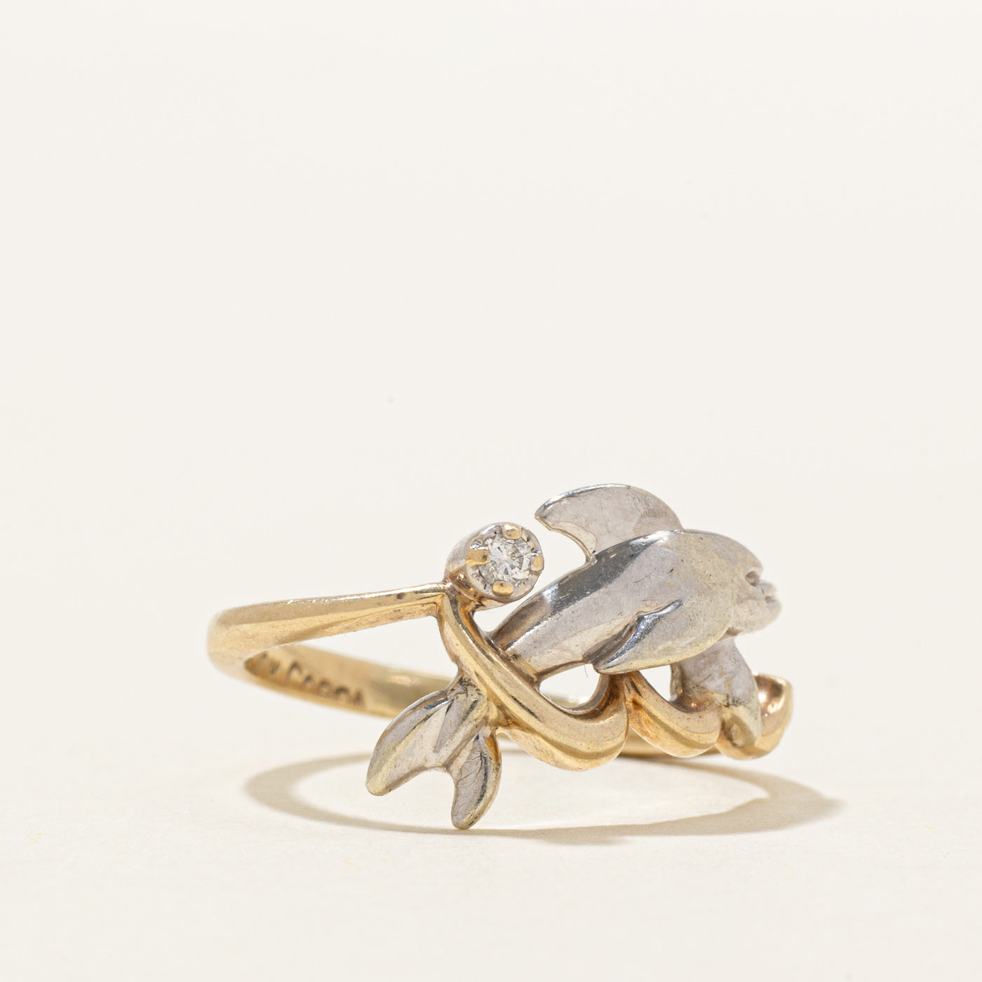 Canadian 10K Diamond Dolphin Wave Ring | SZ 4.75