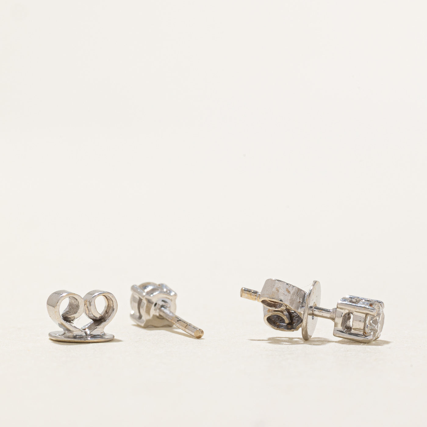 18k White Gold Diamond Stud Earrings | 0.30ctw
