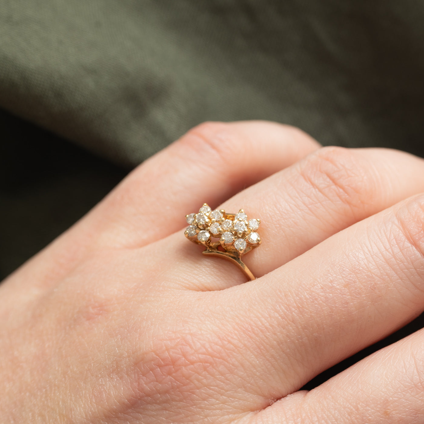 Bague sertie de diamants en or 14 carats, sertie de plusieurs pétales | 0,30 ct | Taille 5,5