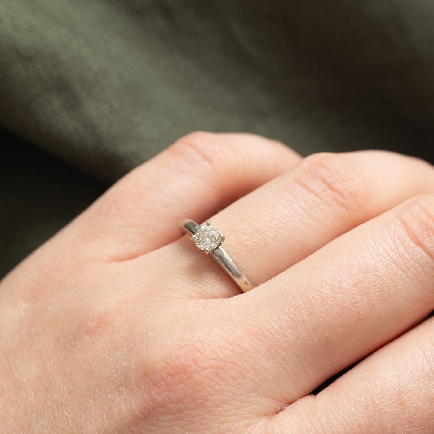 Bague solitaire en or blanc 14 carats avec diamant | 0,30 ct | Taille 7