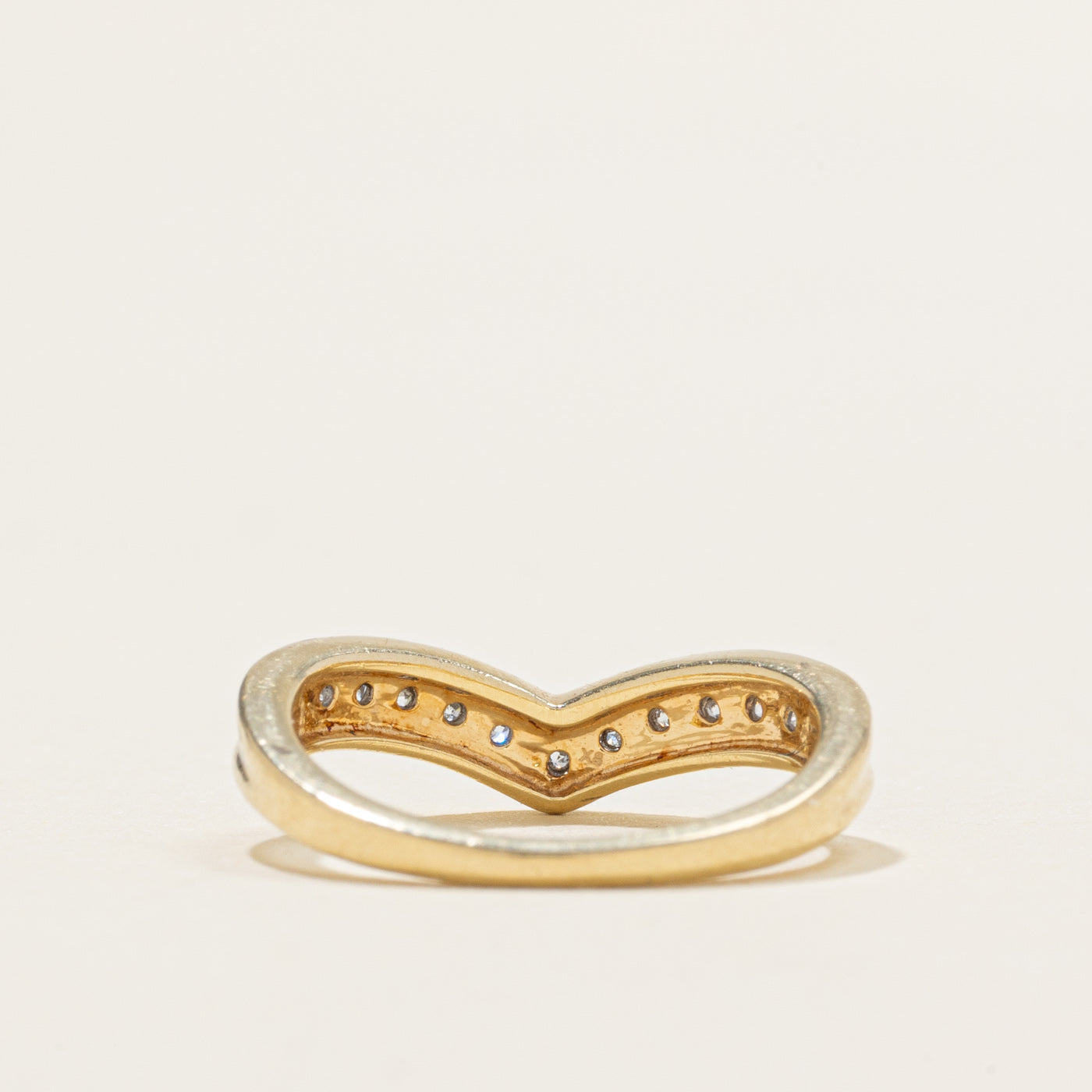 10K Channel Set Diamond Chevron Ring | 0.25ctw | SZ 3.5