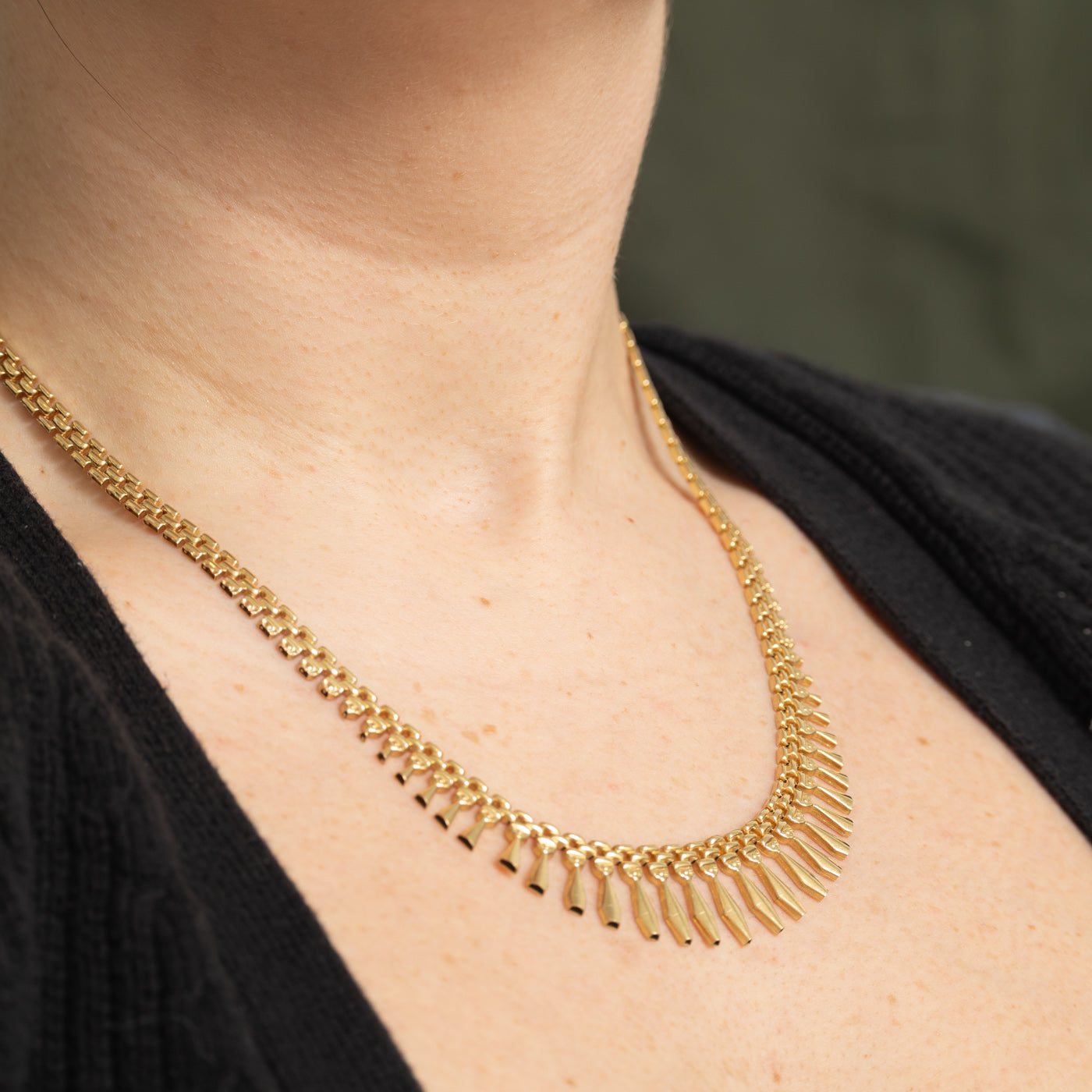 14k Yellow Gold Graduated Collar Necklace | 18"