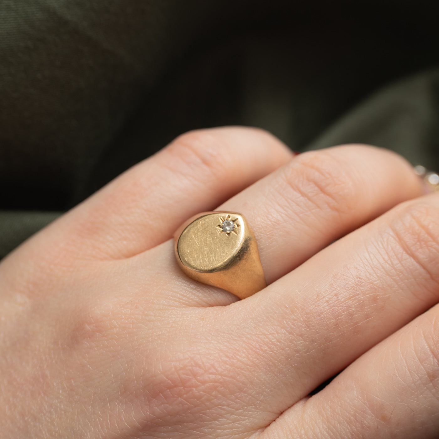 10k Star Set Diamond Signet Ring | SZ 8