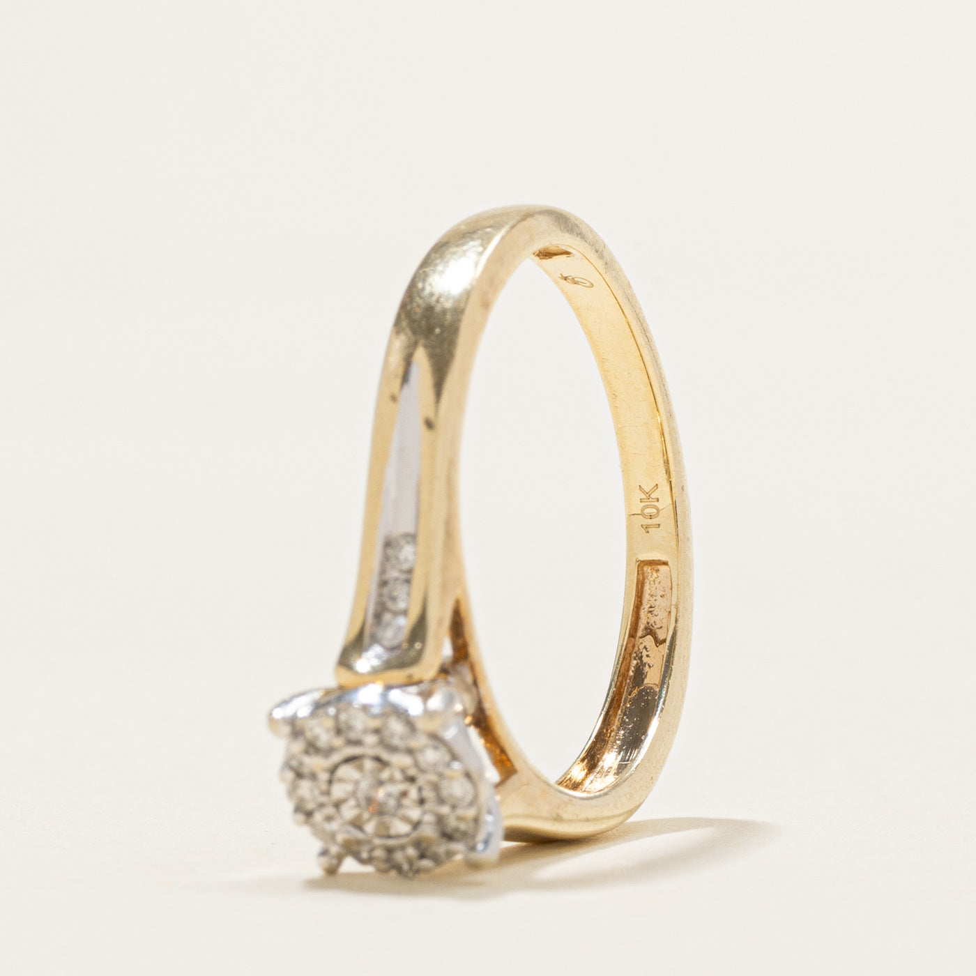 Bague halo sertie de diamants illusion 10K | 0,10 ct | Taille 7,25