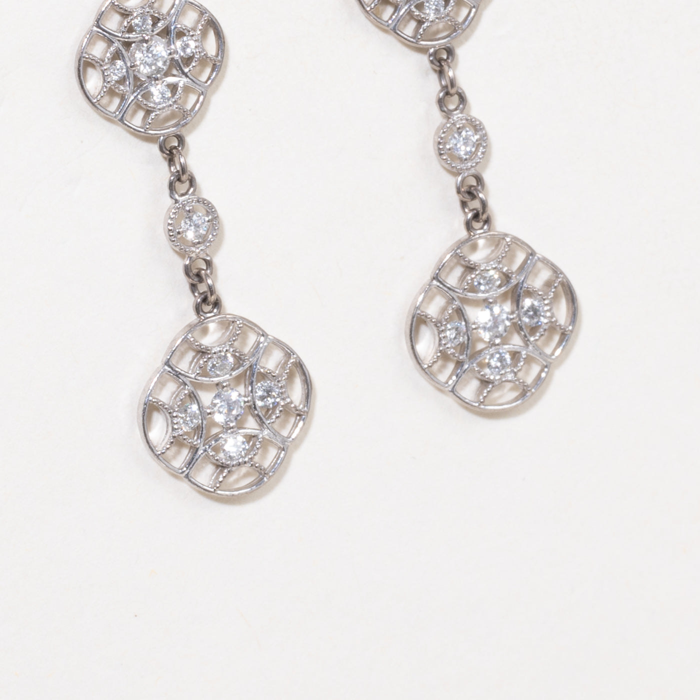 ***Boucles d'oreilles en or 18 carats 4293-59