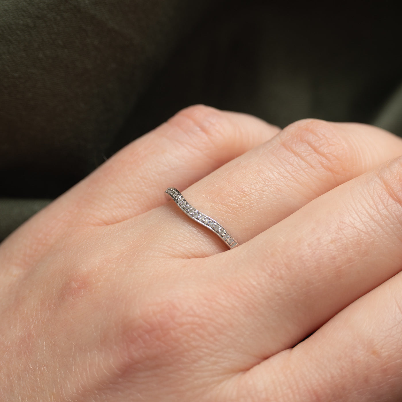 10k Semi Eternity Diamond Contour Band | 1.25mm | SZ 6.5