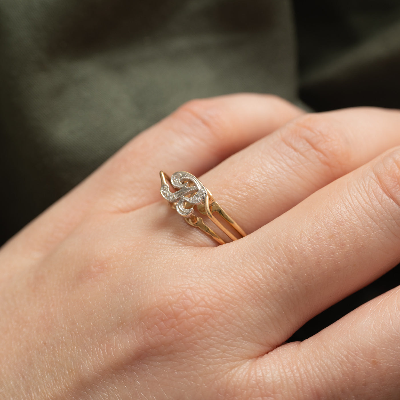 14K Two Tone Gold Diamond "R" Ring | SZ 8.25