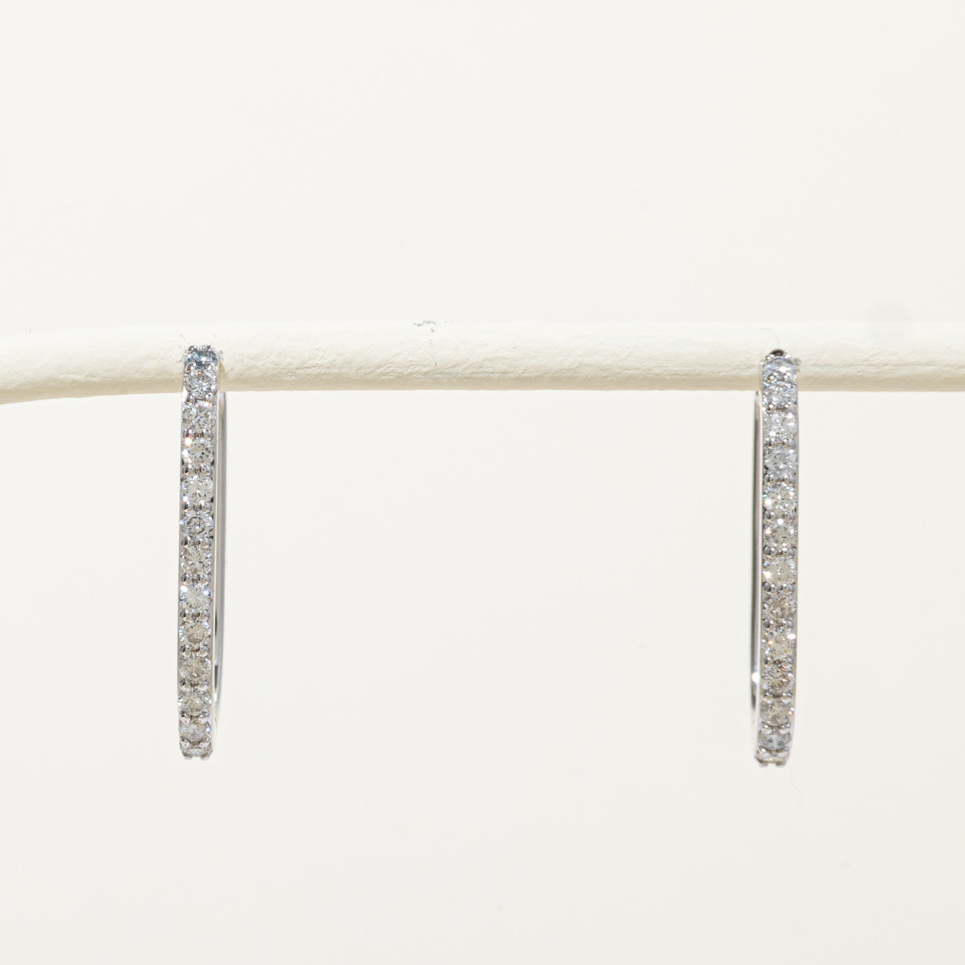 '100 Ways' 10k Diamond Soft Rectangle Hoop Earrings | 1.00ctw