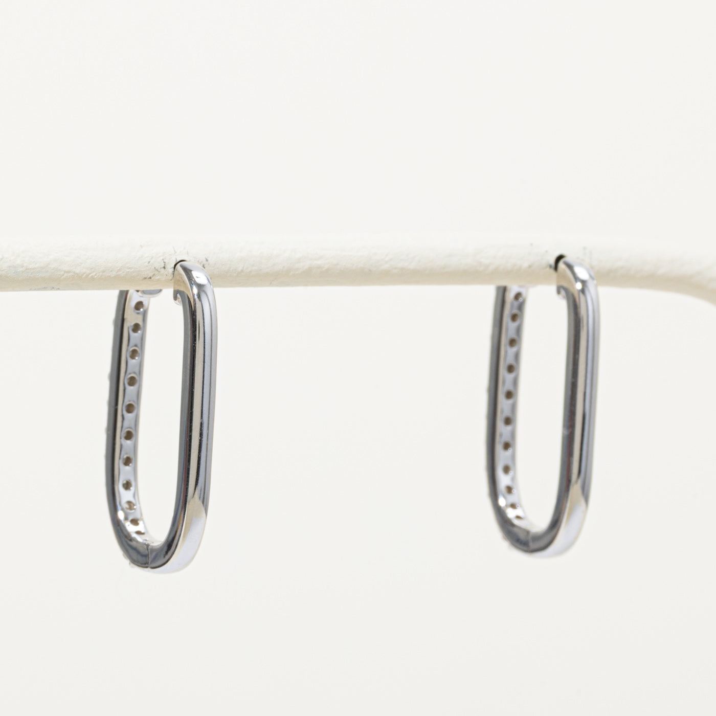 '100 Ways' 10k Diamond Soft Rectangle Hoop Earrings | 1.00ctw