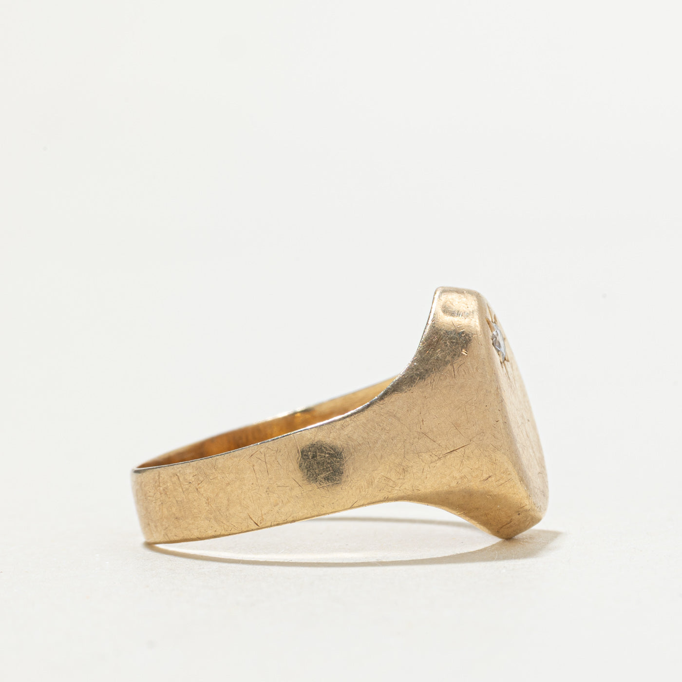 10k Star Set Diamond Signet Ring | SZ 8
