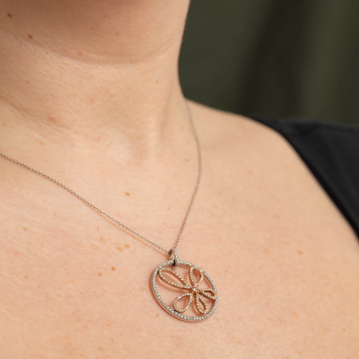 14k Diamond Floral Circle Pendant Necklace | 0.71ctw | 16"