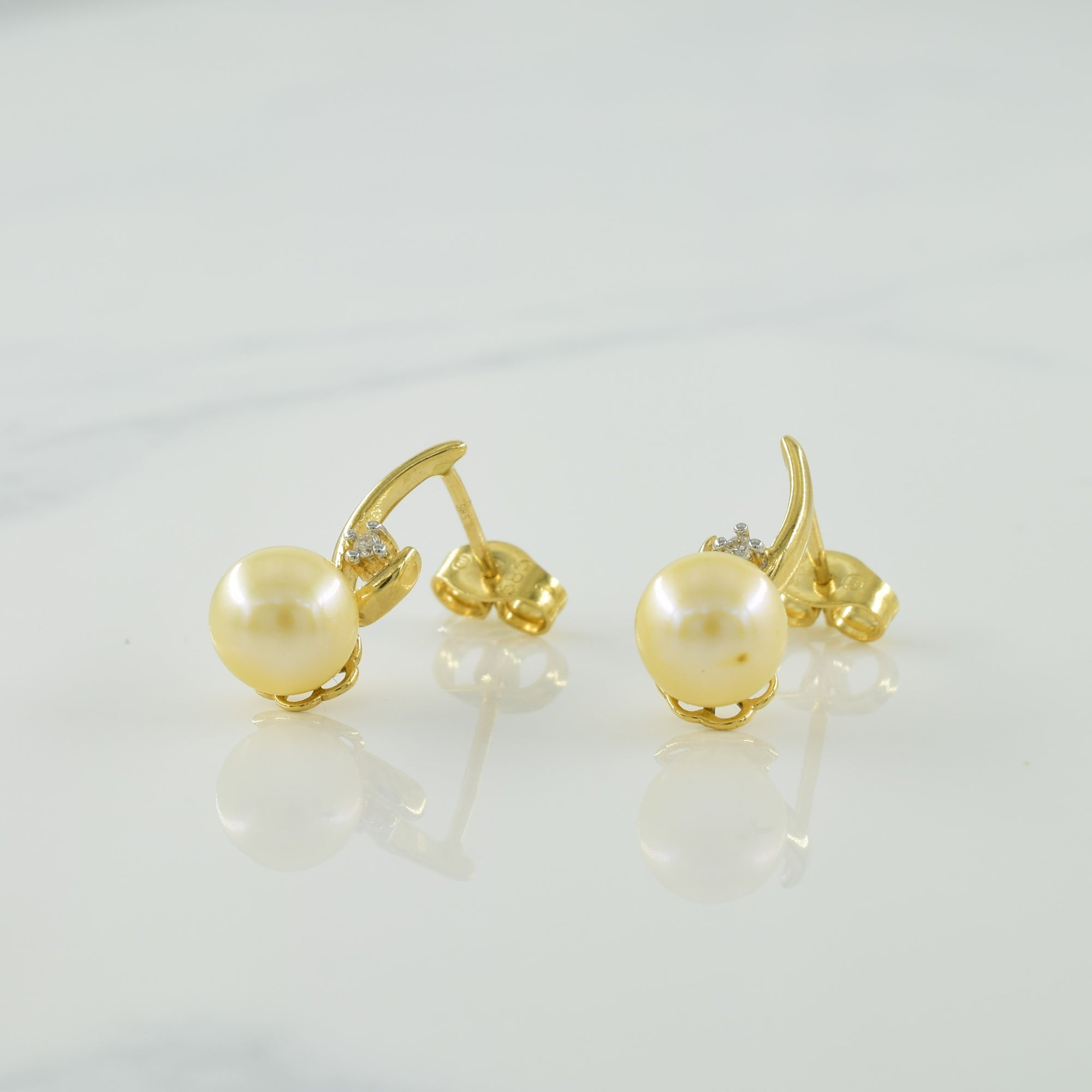 Pearl & Diamond Stud Earrings | 4.40ctw, 0.02ctw |
