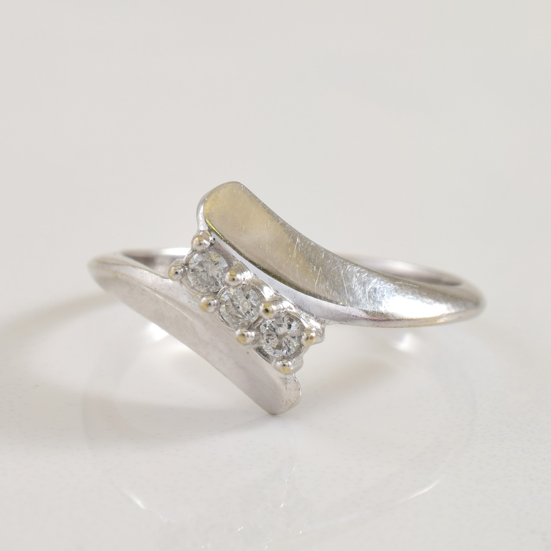 Pave Set Diamond Bypass Ring | 0.09ctw | SZ 7 |