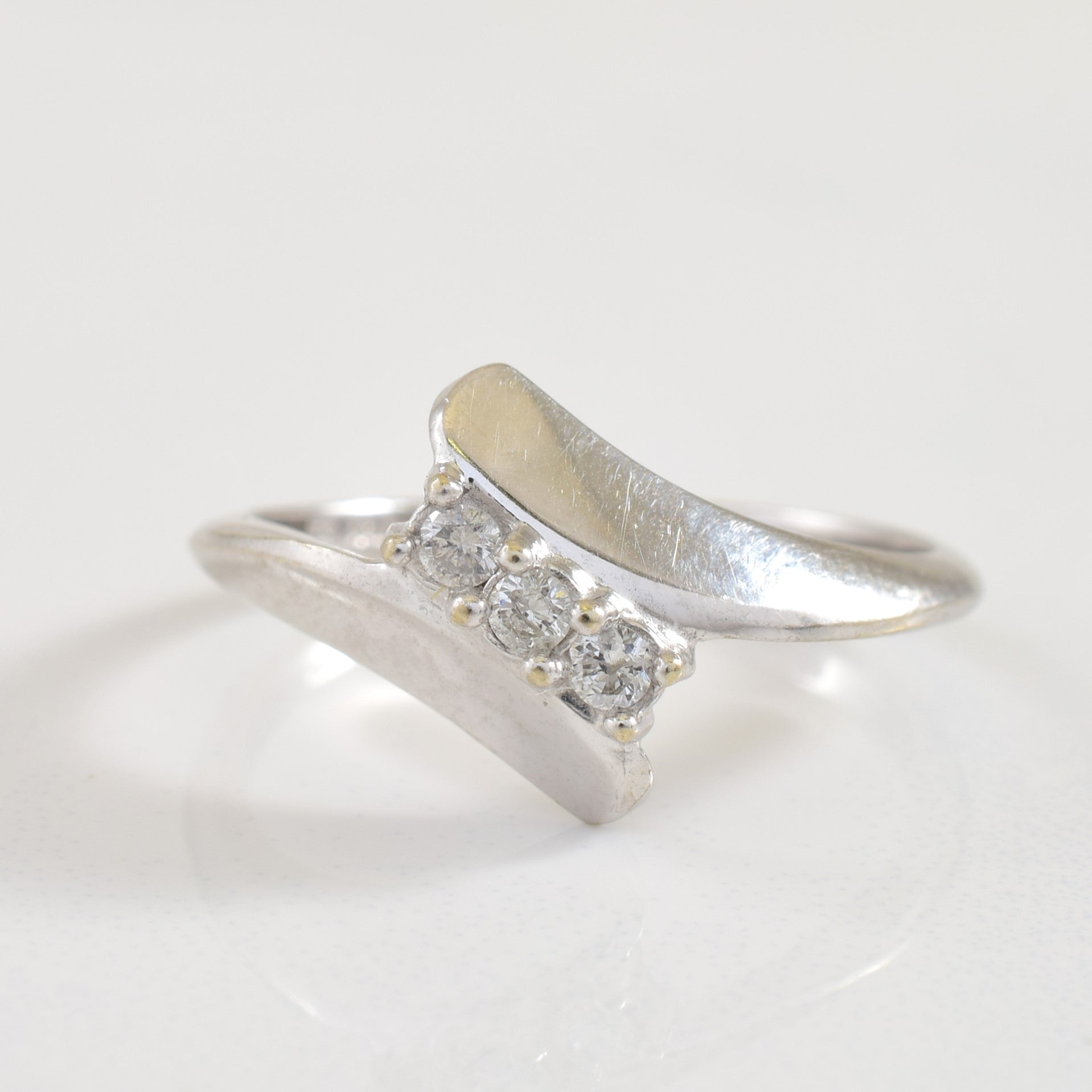 Pave Set Diamond Bypass Ring | 0.09ctw | SZ 7 |