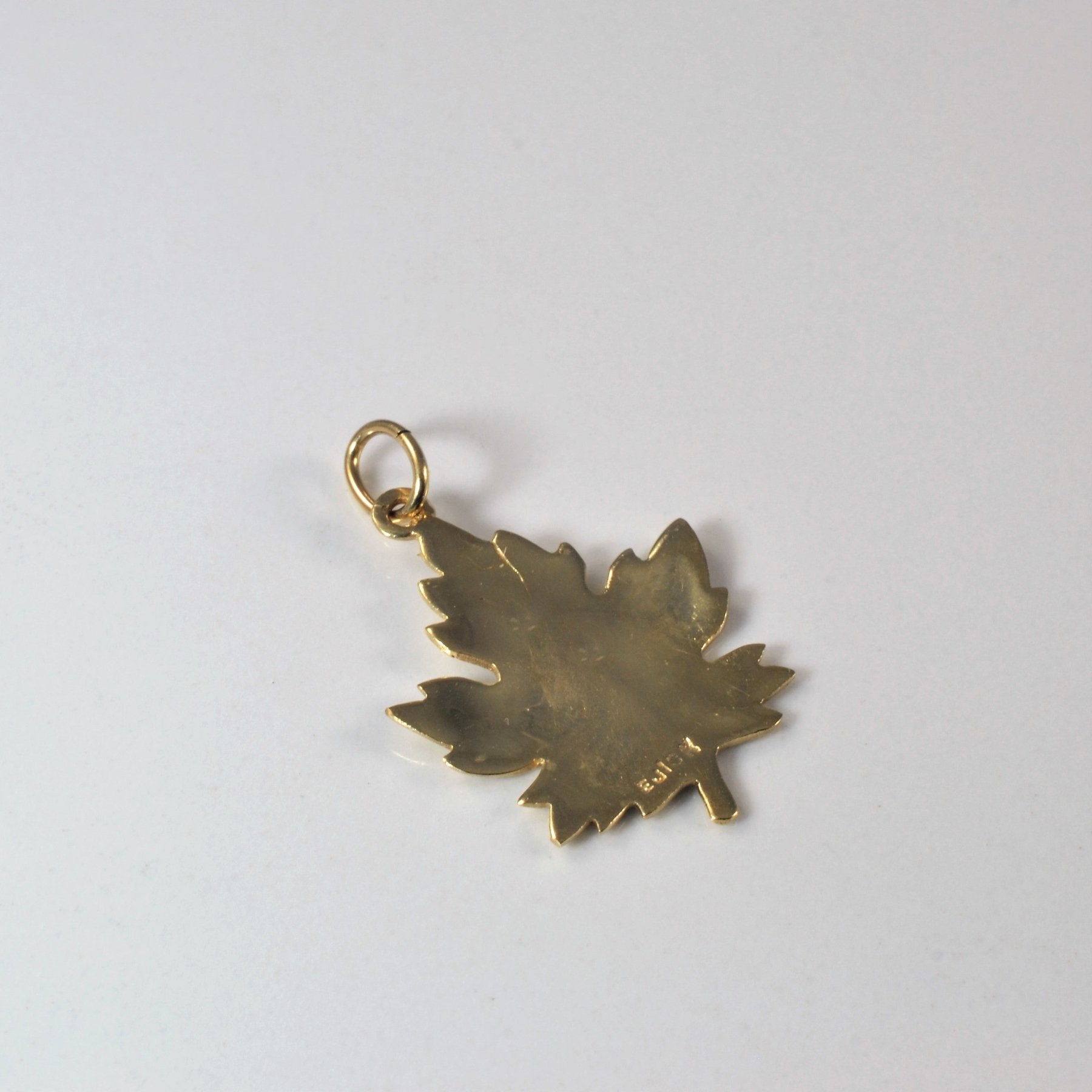 10k Gold Maple Leaf Pendant | - 100 Ways