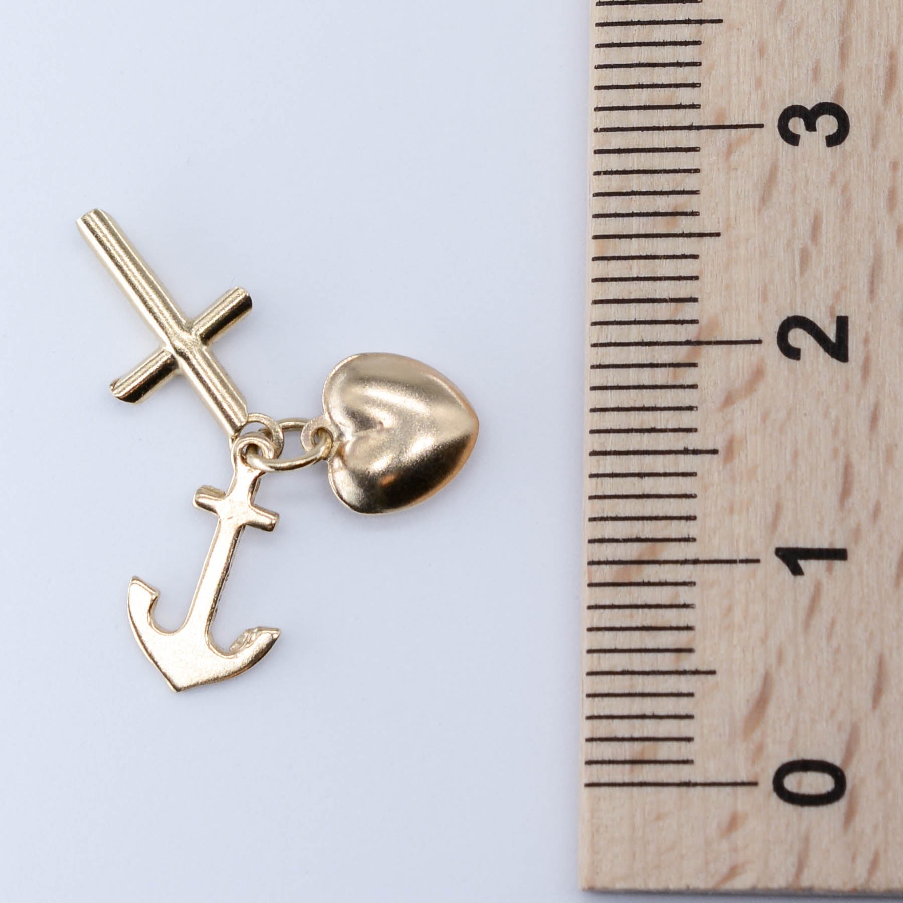 10k Heart, Anchor and Cross Charm - 100 Ways