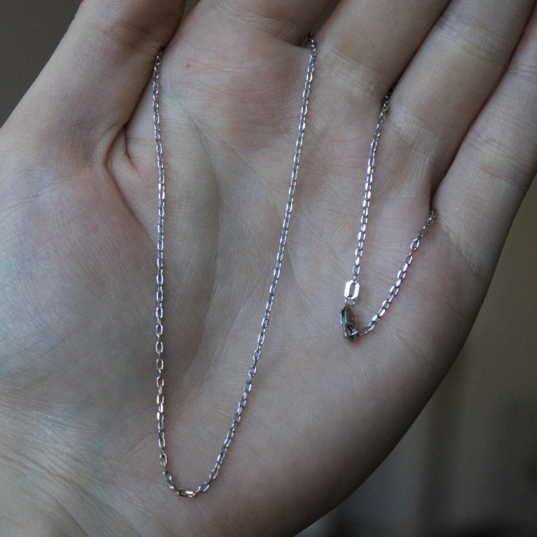 10k White Gold Cable Chain | 20