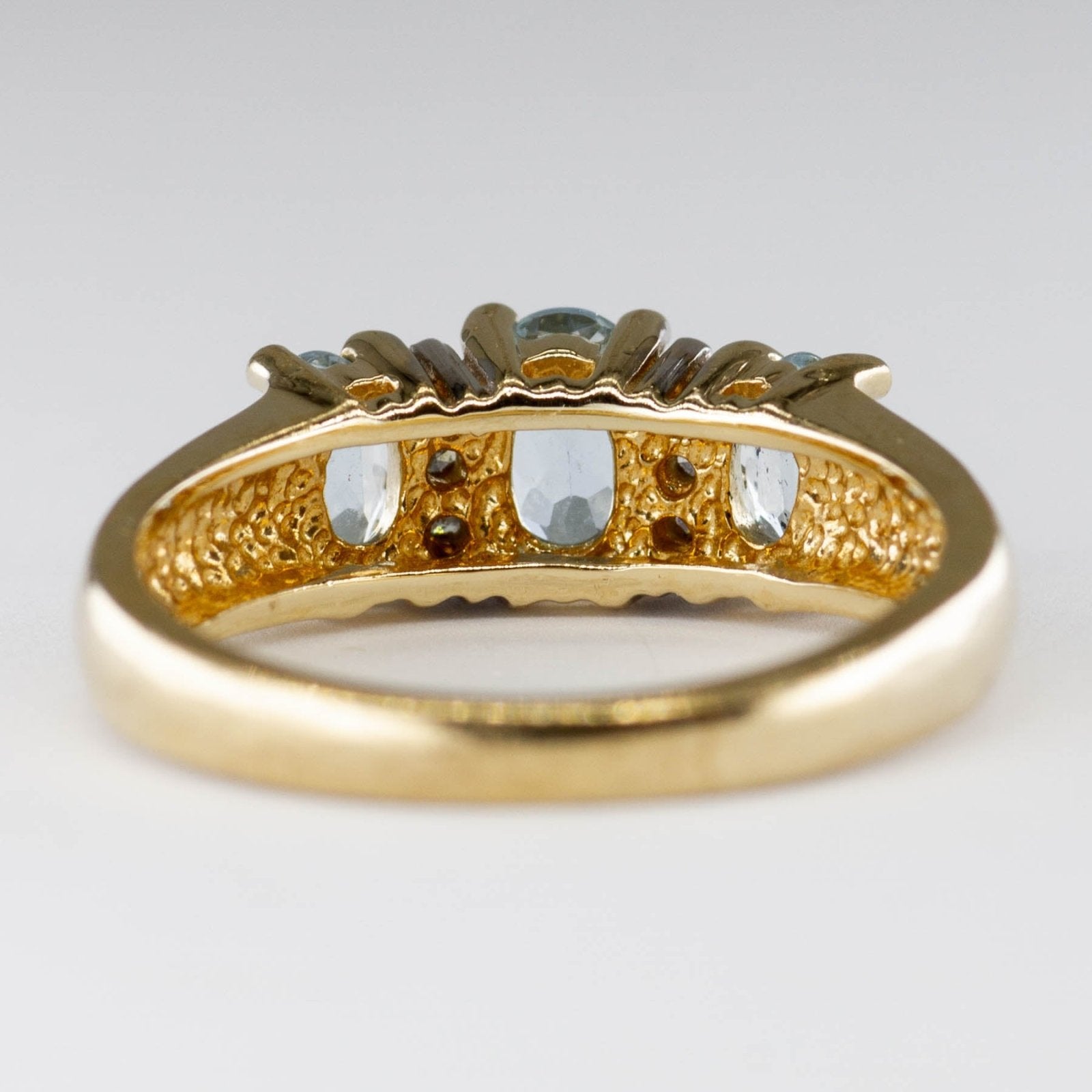 10k Yellow Gold Aquamarine and Diamond Ring | 0.75ctw | SZ 6 - 100 Ways