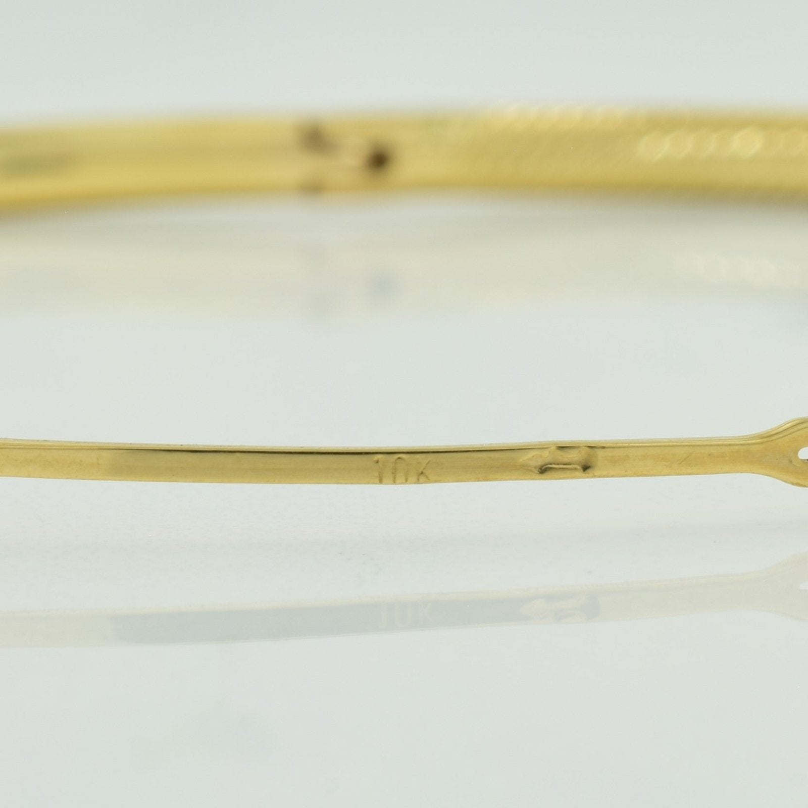 10k Yellow Gold Bangle | 7.5