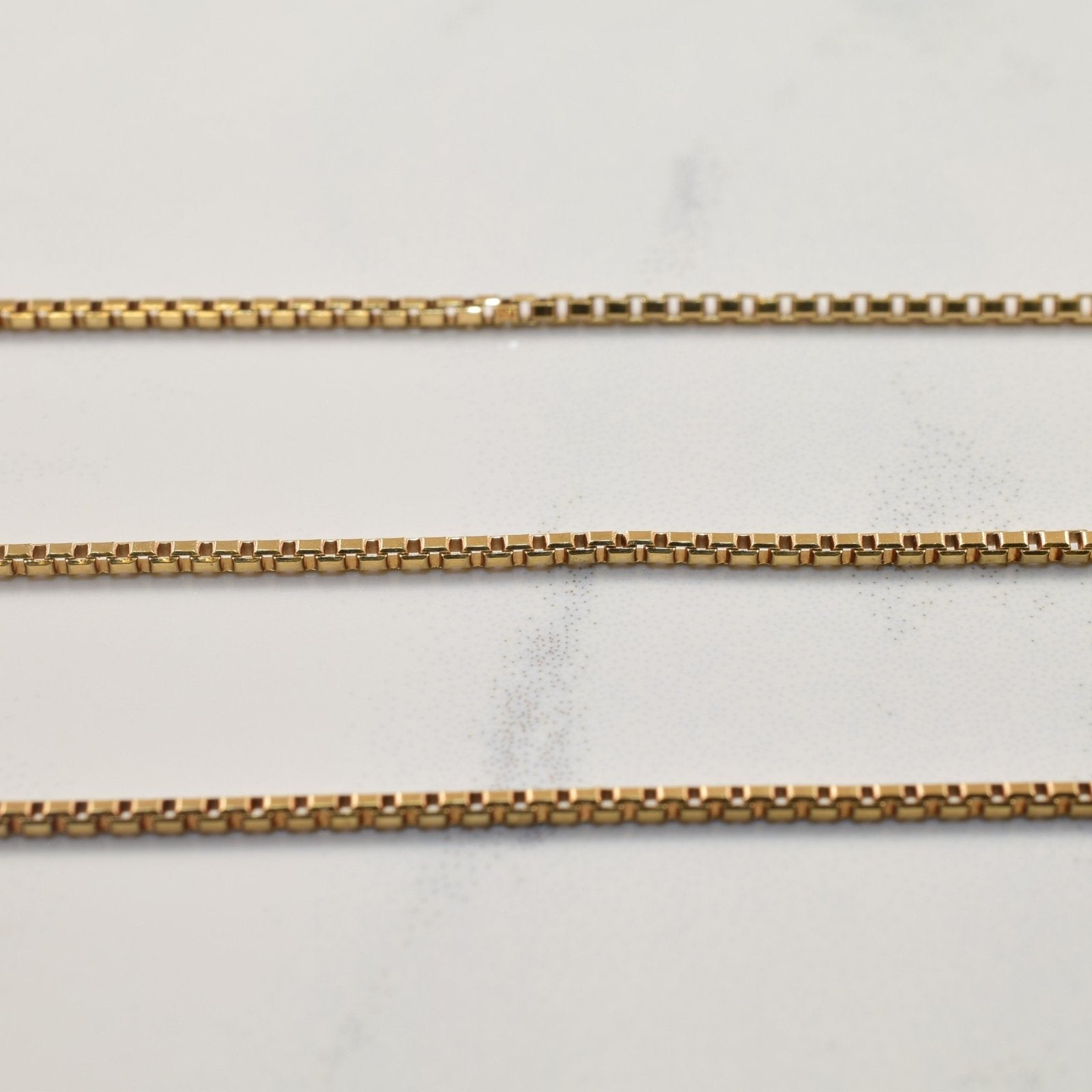 10k Yellow Gold Box Chain | 22