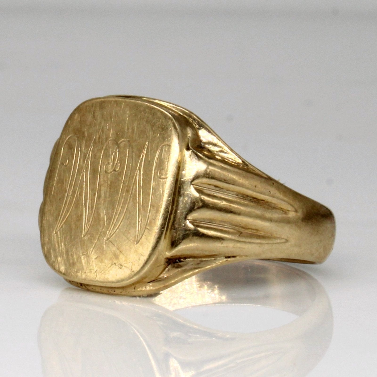 10k Yellow Gold 'M.M' Signet Ring | SZ 10.25 | - 100 Ways