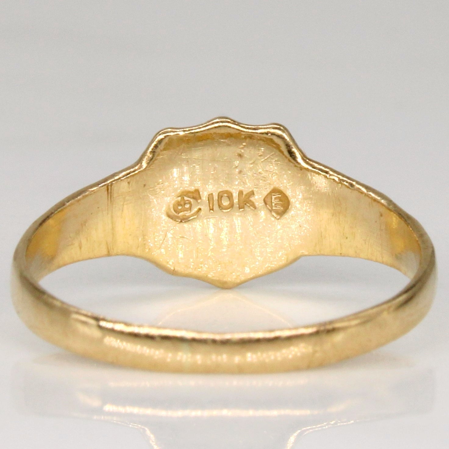 10k Yellow Gold 'S' Signet Ring | SZ 4 | - 100 Ways