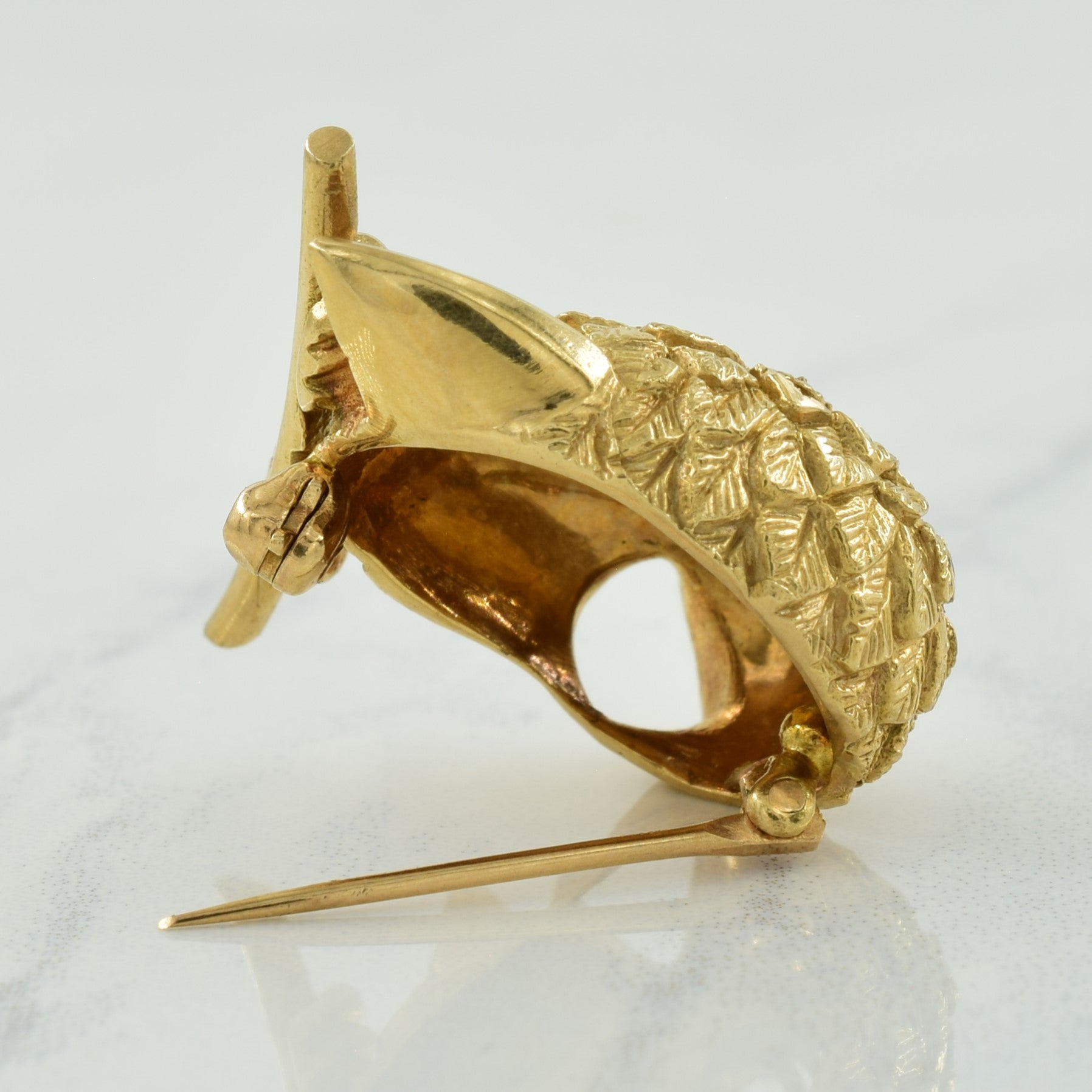 14k Yellow Gold Bird Brooch |