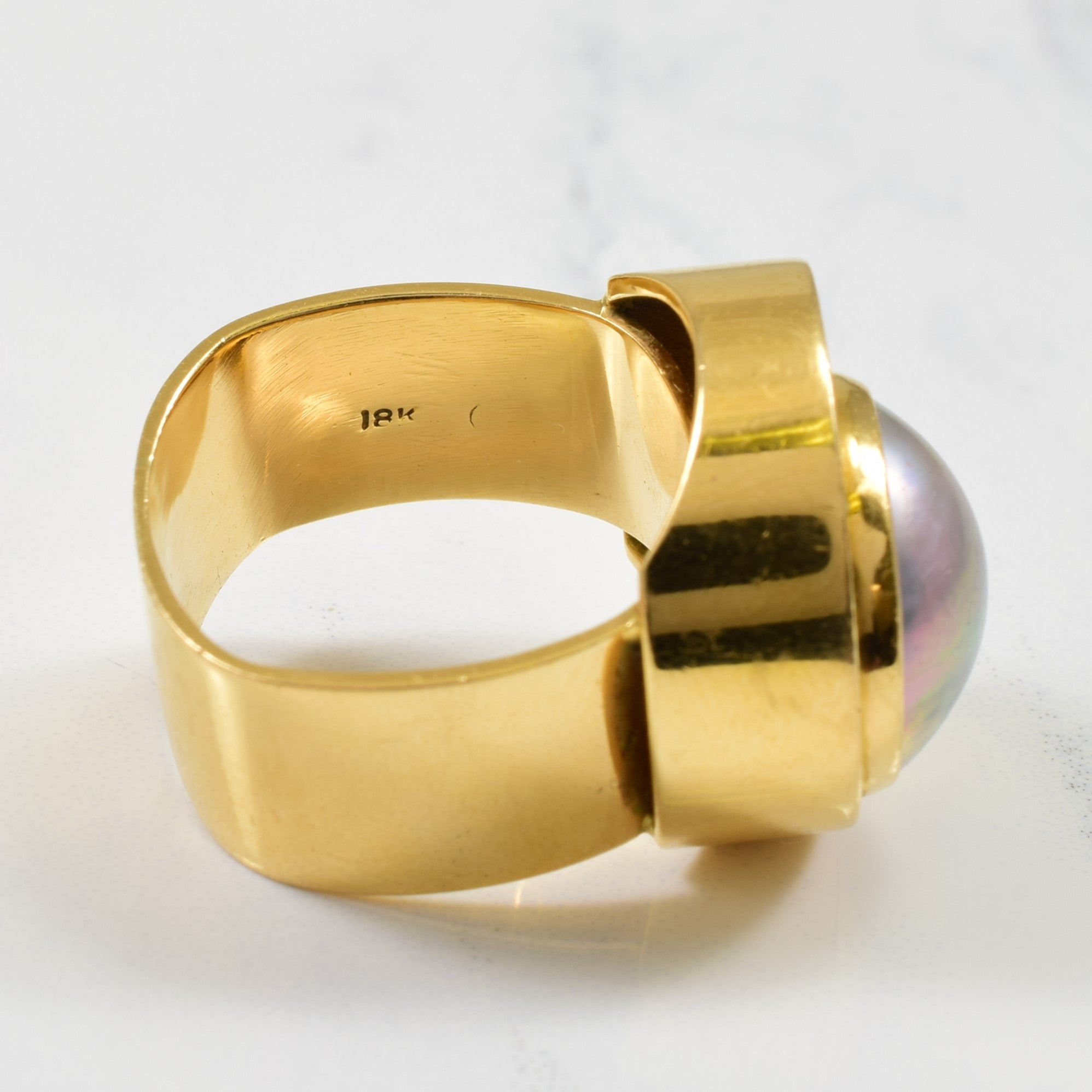 Bague Mabé en perle et diamants | 5,40 ct, 0,05 ct | Taille 7,75 | 