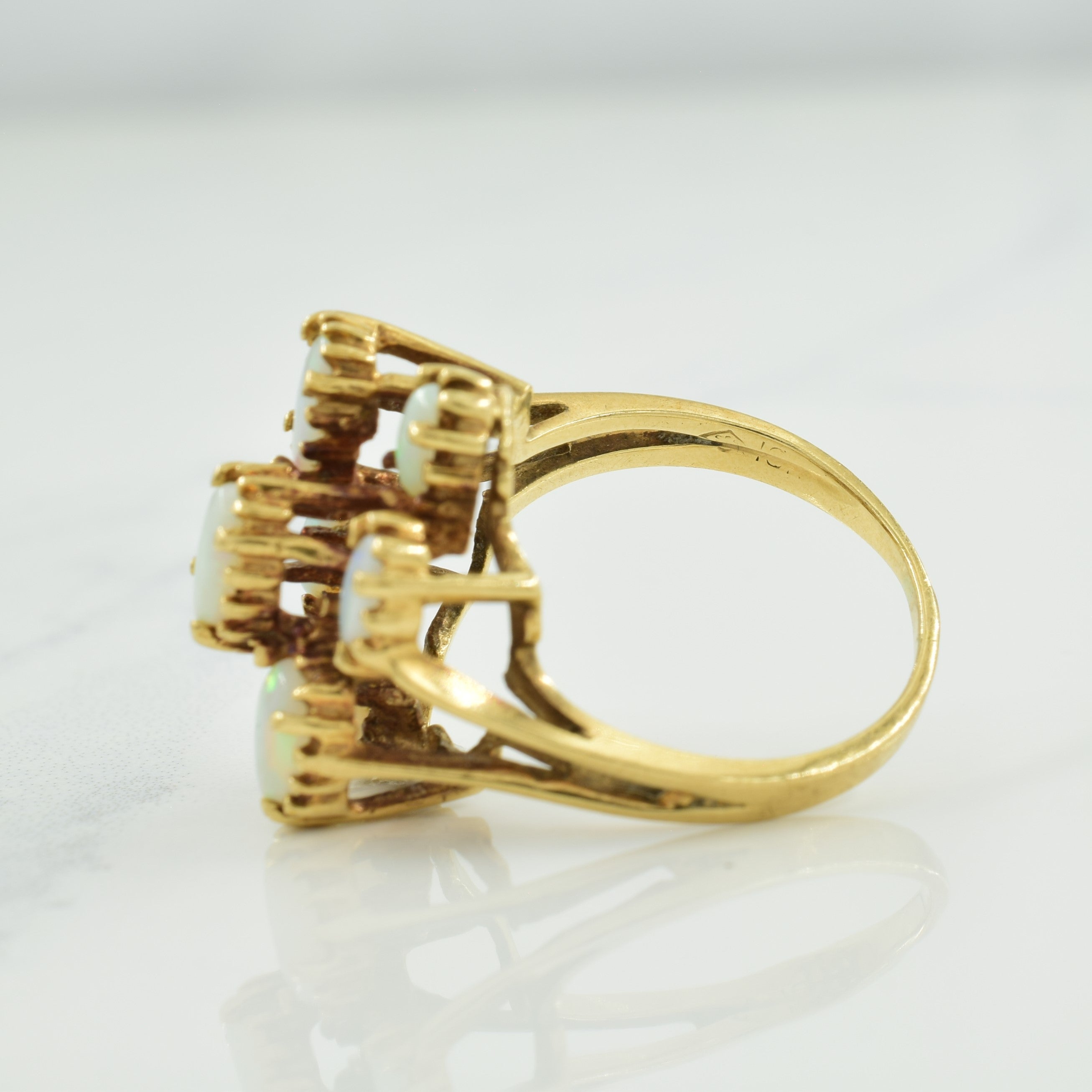 Opal Cocktail Ring | 1.35ctw | SZ 6.5 |