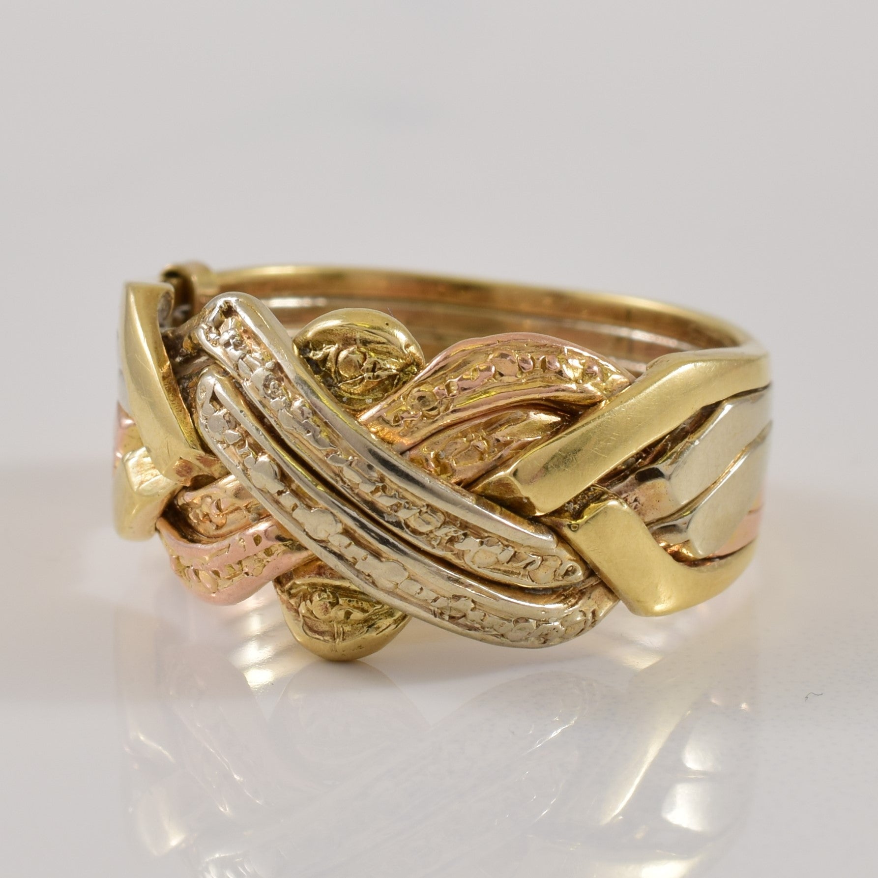 14k Tri Tone Puzzle Ring | SZ 9.5 |