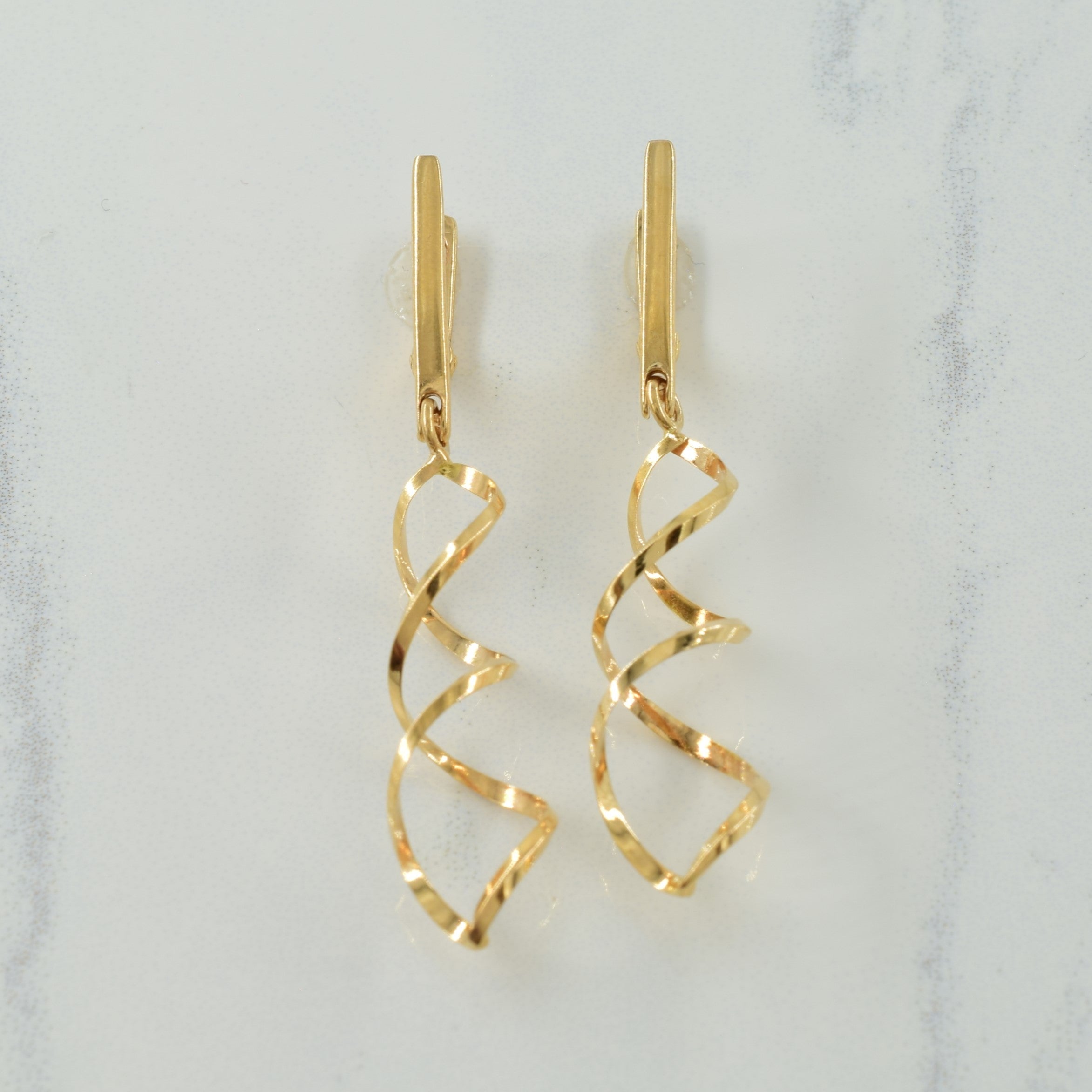 14k Yellow Gold Spiral Earrings |