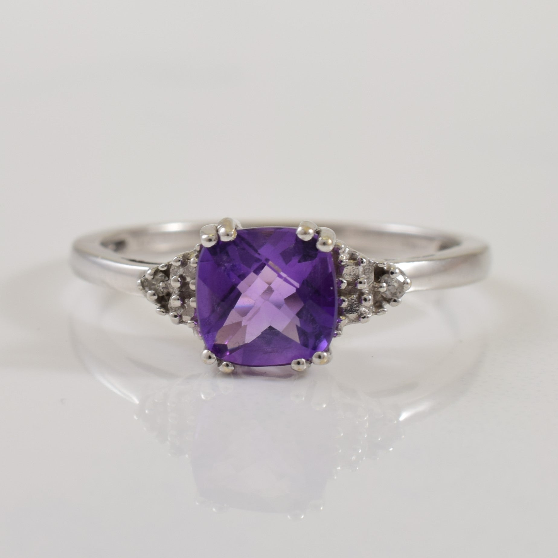 Amethyst & Diamond Ring | 1.00ct, 0.01ctw | SZ 7 |