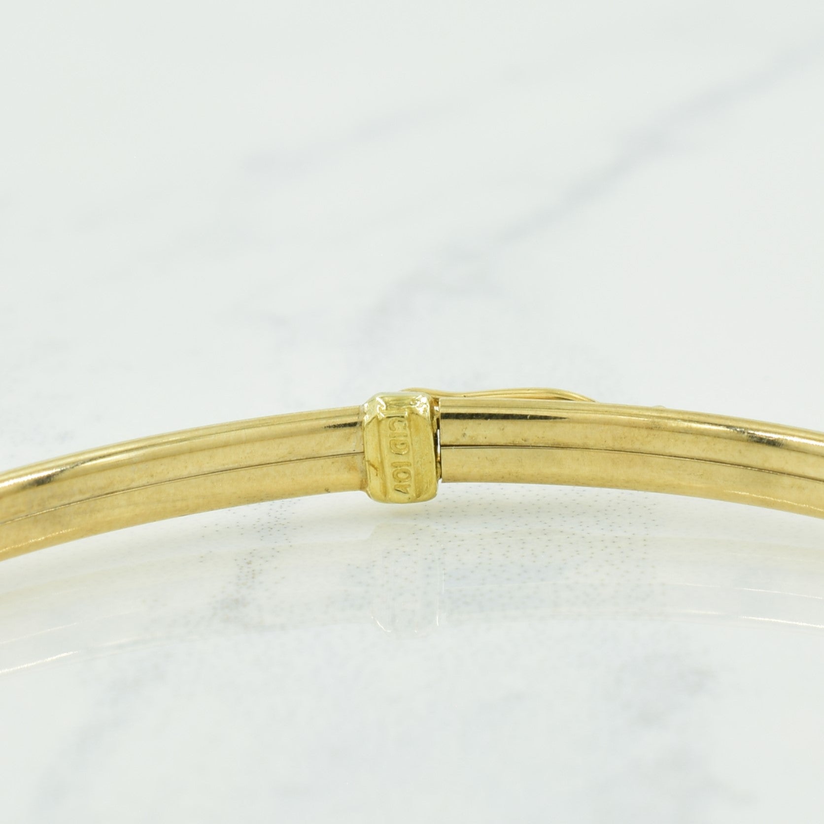 10k Yellow Gold Blue Sapphire & Diamond Bracelet | 0.90ctw, 0.02ctw | 7.5