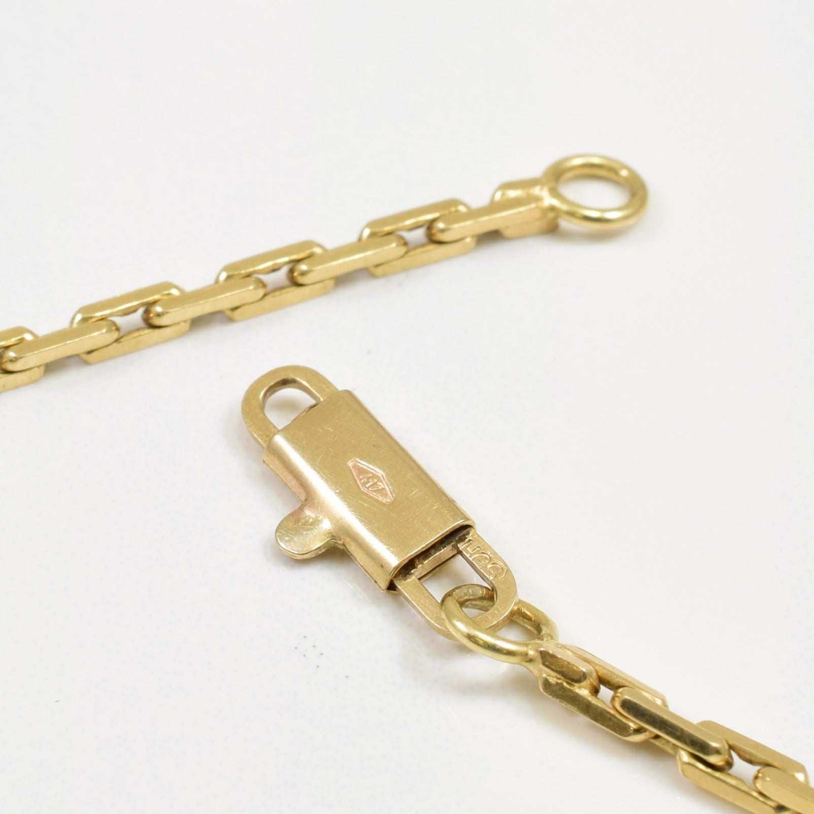 10k Yellow Gold Elongated Cable Chain | 20.25