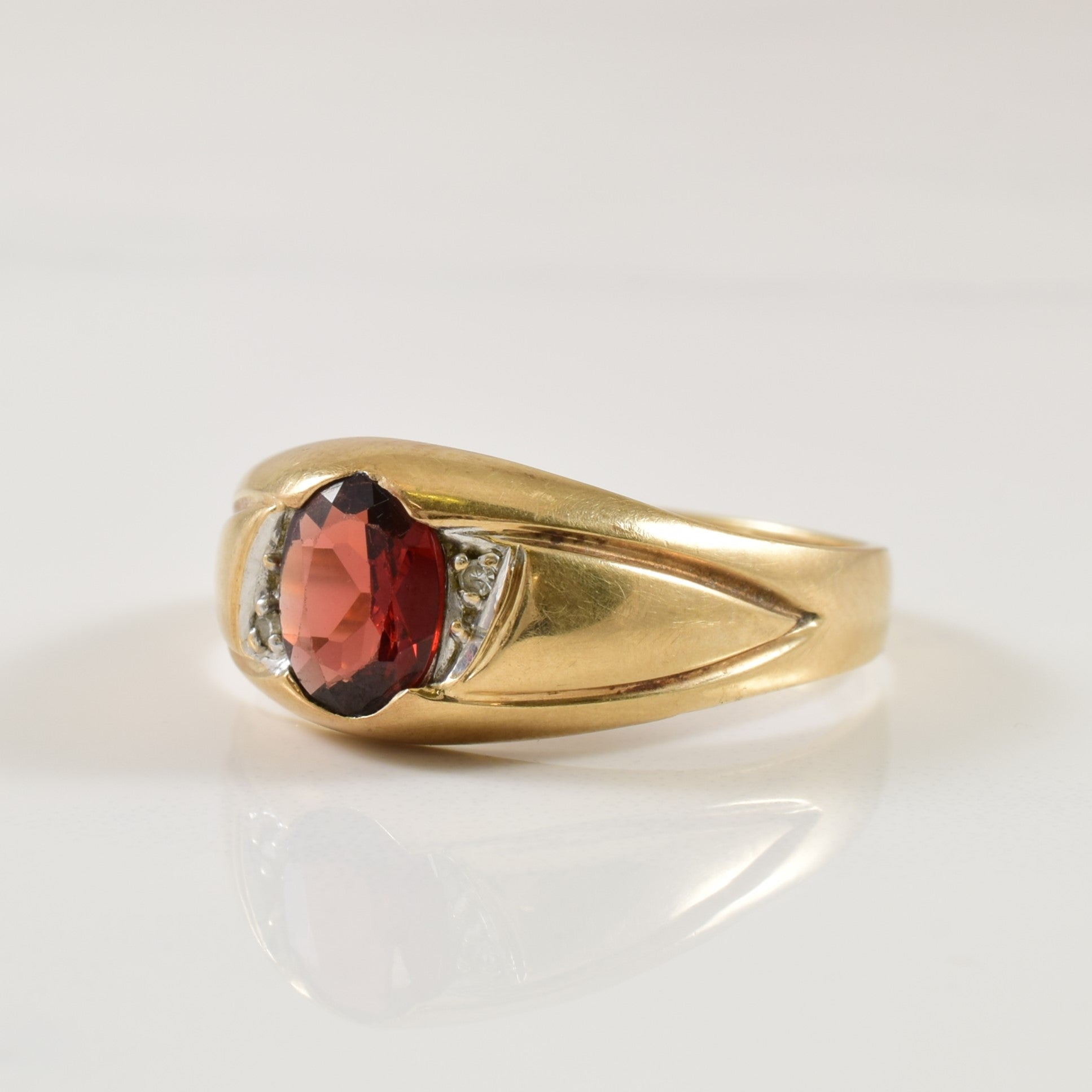 Garnet & Diamond Ring | 1.50ct, 0.01ctw | SZ 11.75 |