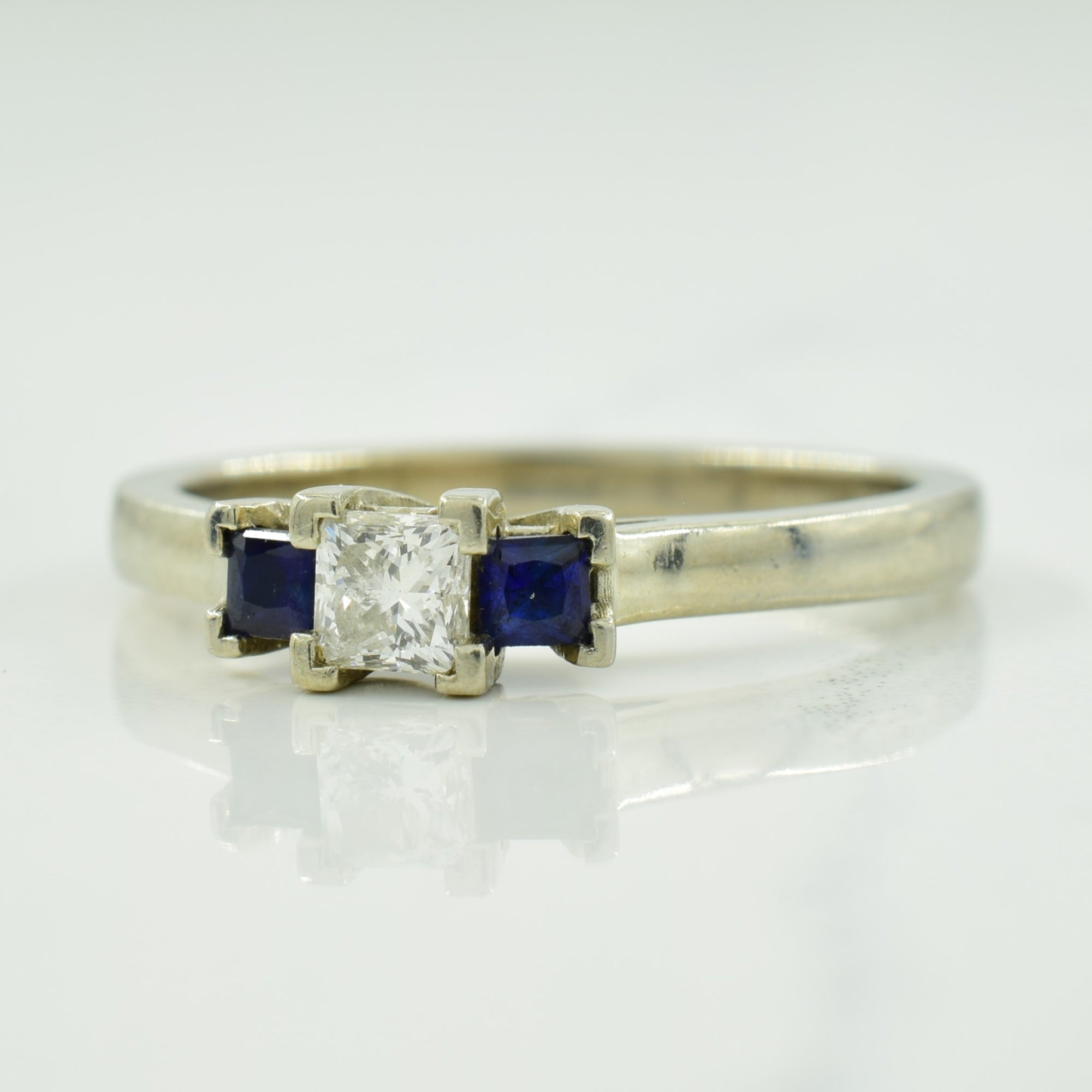Diamond & Blue Sapphire Ring | 0.24ct, 0.20ctw | SZ 8 |
