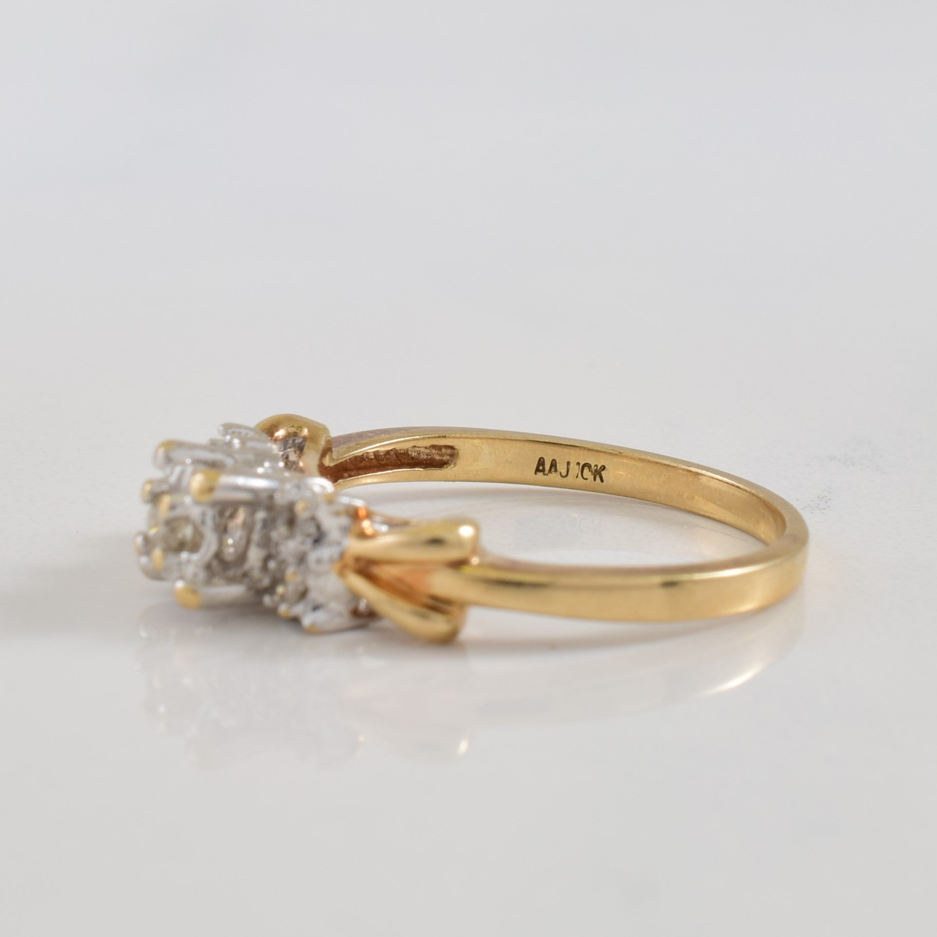 High Set Diamond Ring | 0.09ctw | SZ 6.75 |