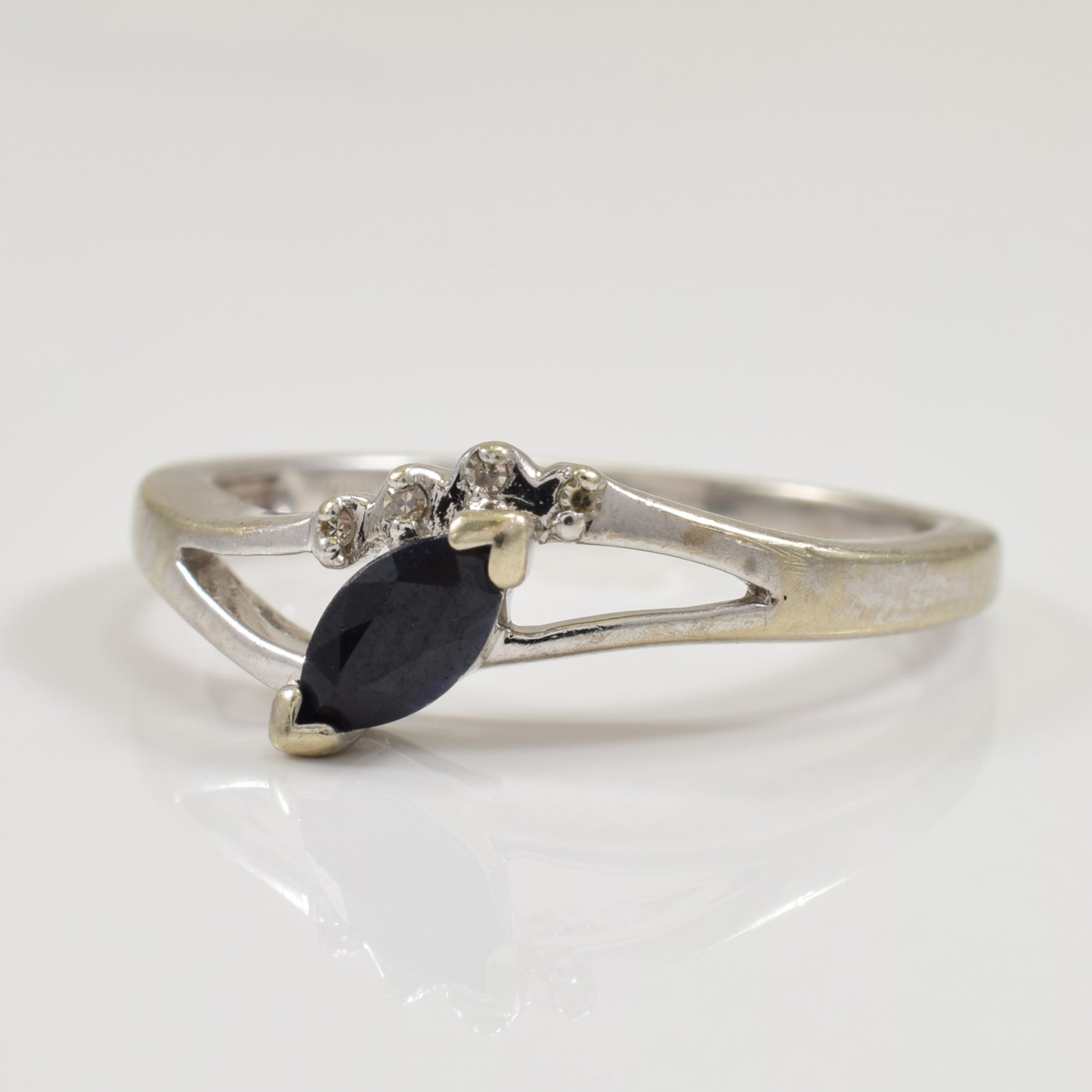 Sapphire & Diamond Ring | 0.22ct, 0.02ctw | SZ 6.5 |
